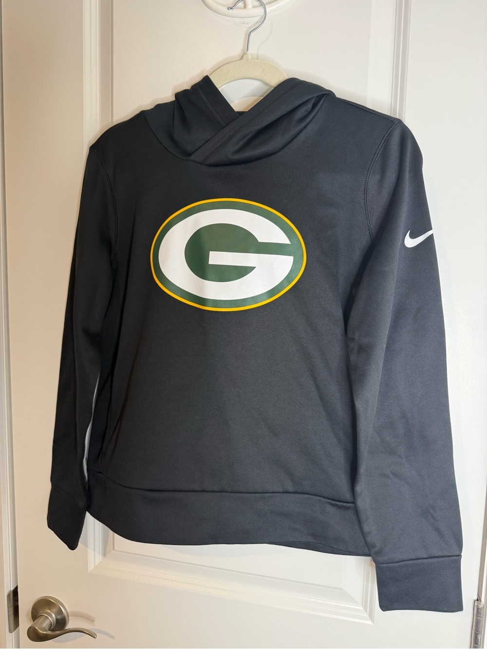Nike Black Hoodie with Green Bay Packers Logo unisex
